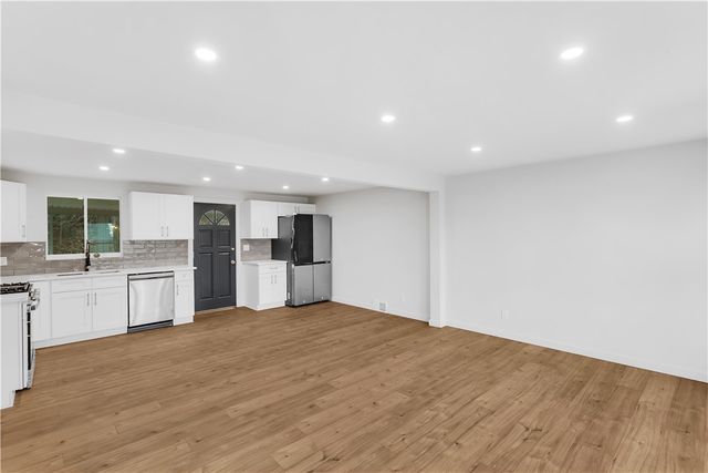 409 Grove Rd, Verona, PA 15147