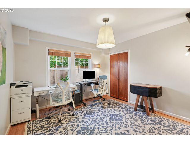 112 W 35TH St, Vancouver, WA 98660