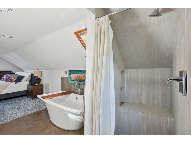 112 W 35TH St, Vancouver, WA 98660