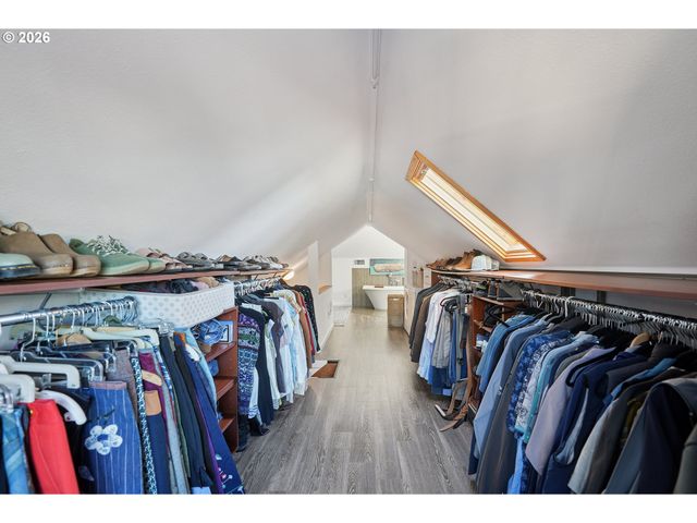 112 W 35TH St, Vancouver, WA 98660