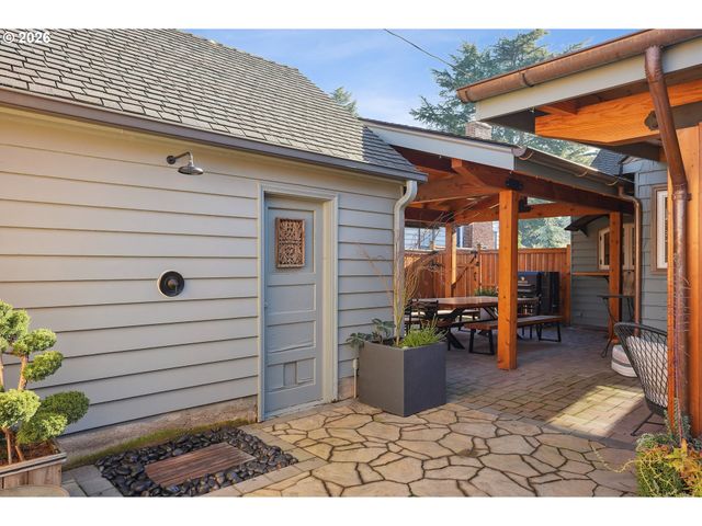 112 W 35TH St, Vancouver, WA 98660