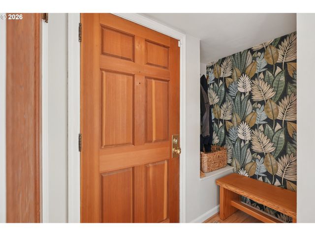 112 W 35TH St, Vancouver, WA 98660