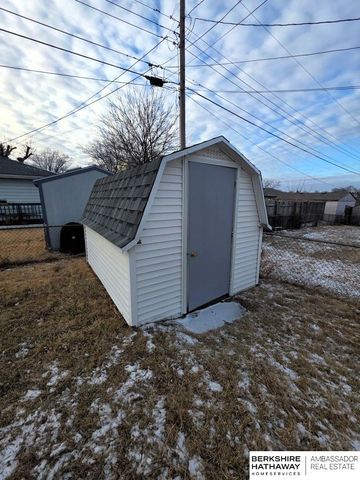 6916 S 41st Avenue, Bellevue, NE 68147