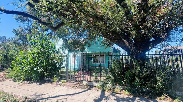 100 Stiles Street, Houston, TX 77011