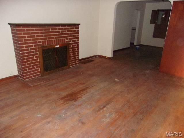 9920 Diamond Drive, St Louis, MO 63137