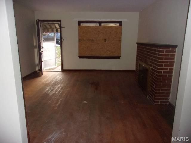 9920 Diamond Drive, St Louis, MO 63137