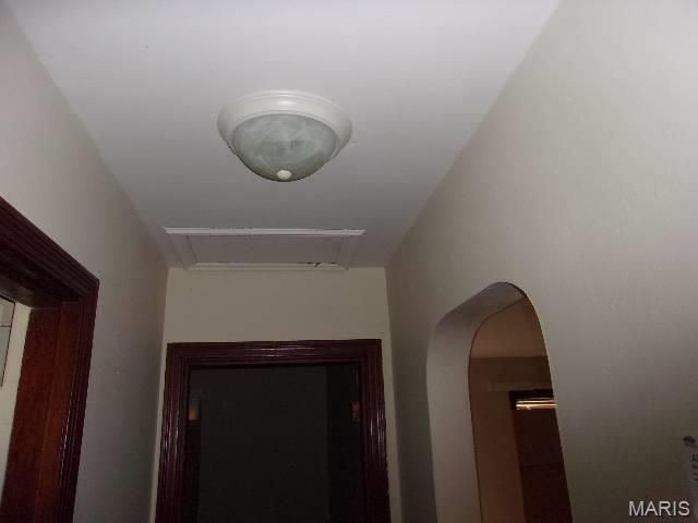 9920 Diamond Drive, St Louis, MO 63137