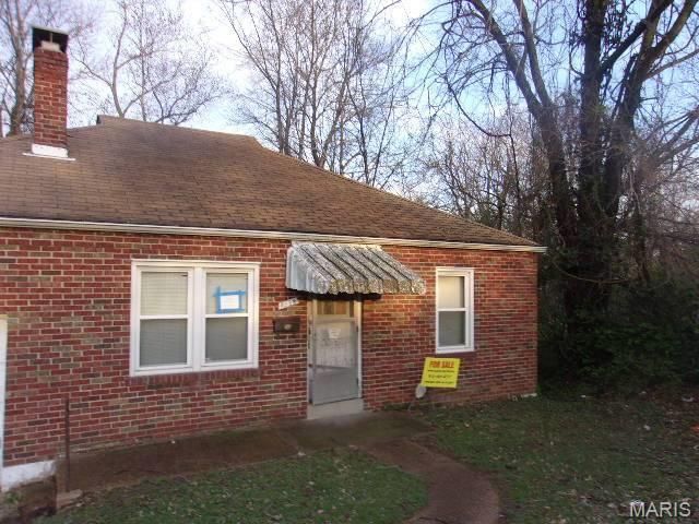 9920 Diamond Drive, St Louis, MO 63137