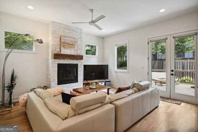 129 Holiday Avenue UNIT #B, Atlanta, GA 30307