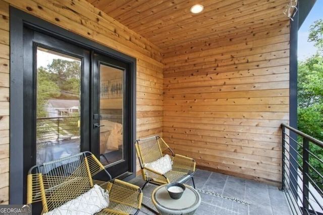129 Holiday Avenue UNIT #B, Atlanta, GA 30307