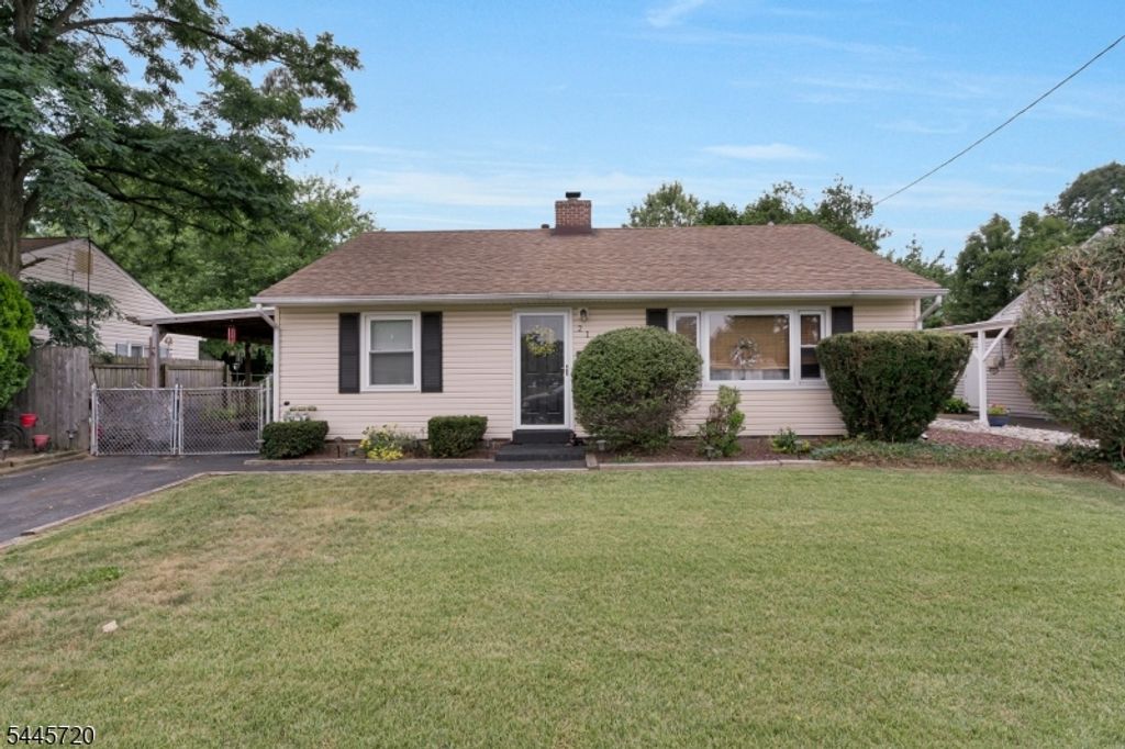 21 Louis Ave, Middlesex Boro, NJ 08846