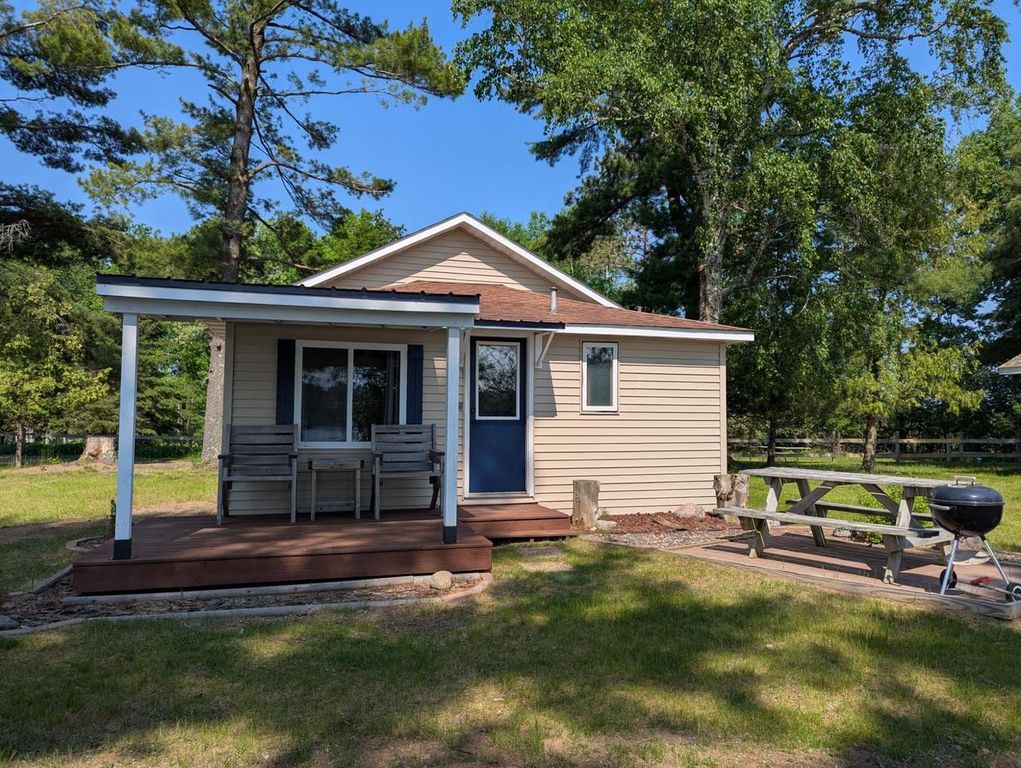 N9704 DEER LAKE LANE, Phillips, WI 54555