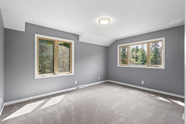 20740 Viking Boulevard NE, Wyoming, MN 55092