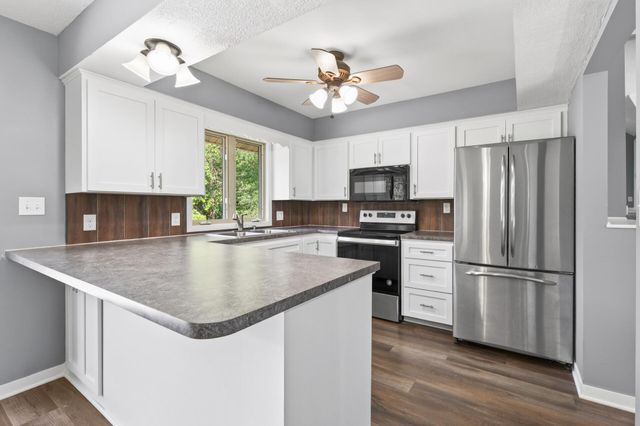 20740 Viking Boulevard NE, Wyoming, MN 55092