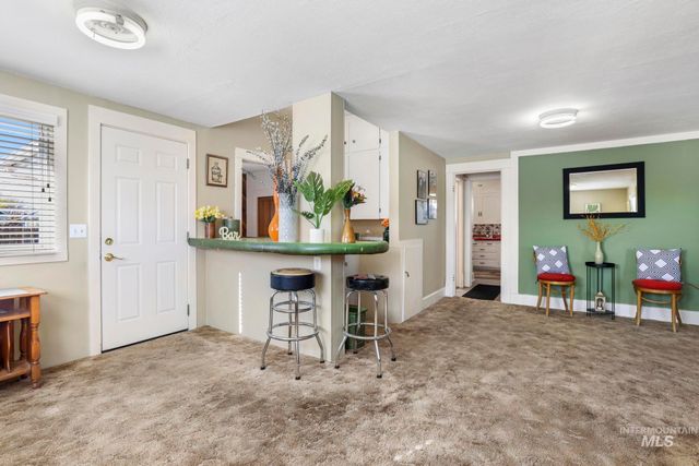 305 Madison St W, Kimberly, ID 83341