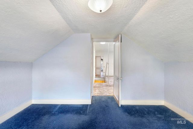 305 Madison St W, Kimberly, ID 83341