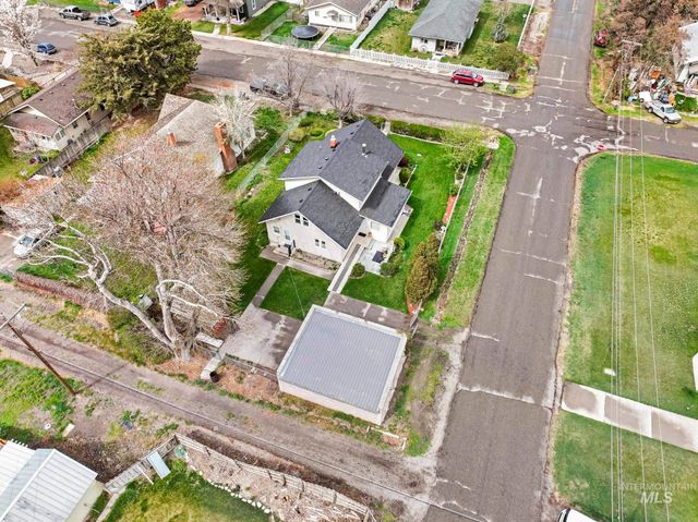 305 Madison St W, Kimberly, ID 83341