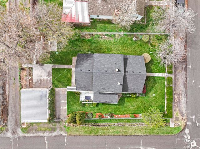 305 Madison St W, Kimberly, ID 83341