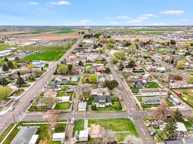 305 Madison St W, Kimberly, ID 83341