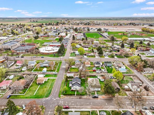 305 Madison St W, Kimberly, ID 83341