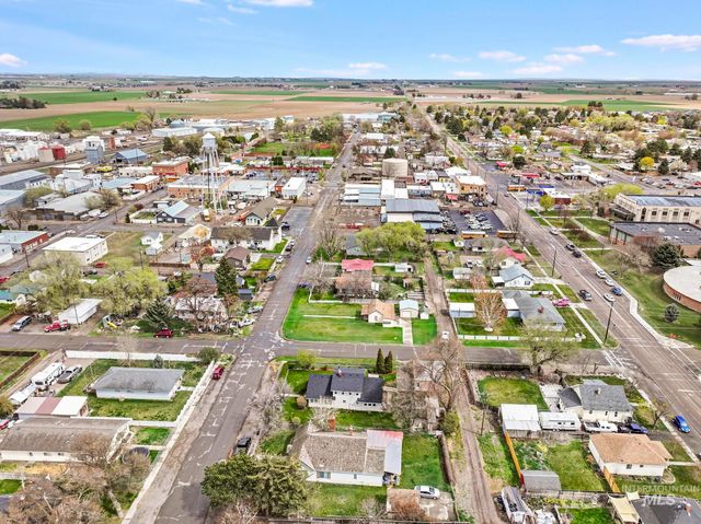 305 Madison St W, Kimberly, ID 83341