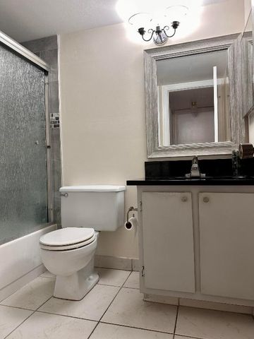 5991 Whispering Pine Way C-2, Greenacres, FL 33463