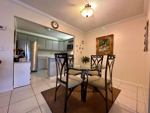 5991 Whispering Pine Way C-2, Greenacres, FL 33463