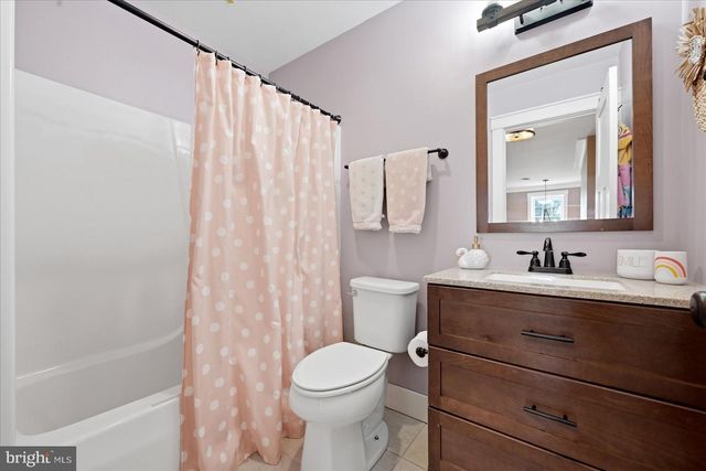 2251 HUNTING RIDGE RD, Winchester, VA 22603