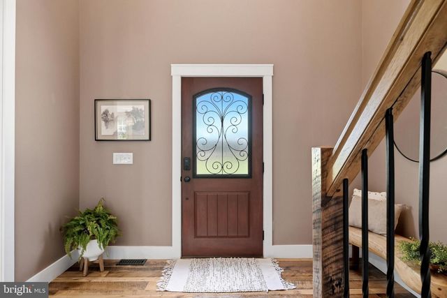 2251 HUNTING RIDGE RD, Winchester, VA 22603