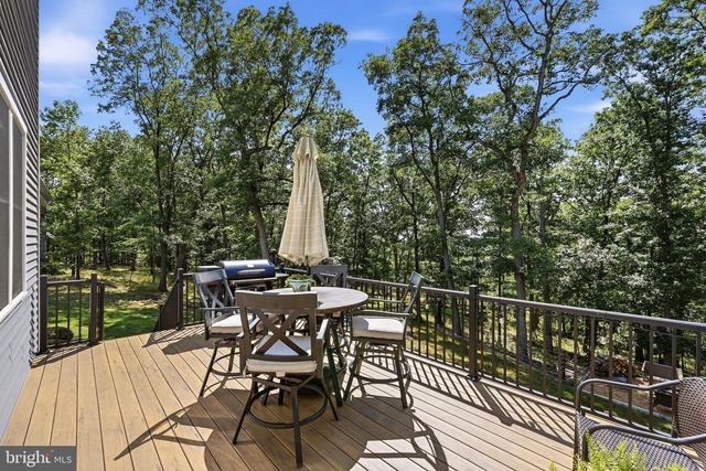 2251 HUNTING RIDGE RD, Winchester, VA 22603
