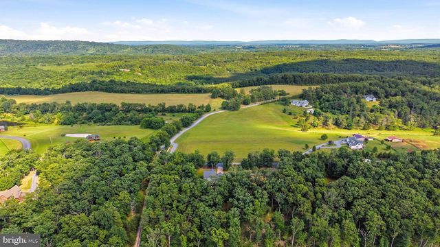 2251 HUNTING RIDGE RD, Winchester, VA 22603