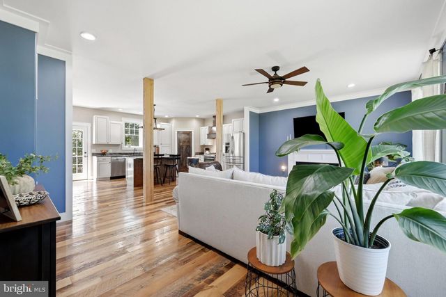 2251 HUNTING RIDGE RD, Winchester, VA 22603