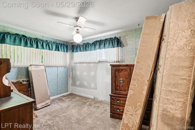 21021 Wendell Street, Clinton Charter Township, MI 48036