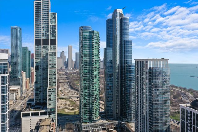 1201 S Prairie Avenue 2403, Chicago, IL 60605