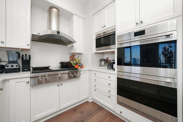 1201 S Prairie Avenue 2403, Chicago, IL 60605