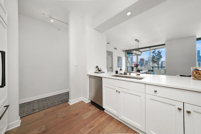 1201 S Prairie Avenue 2403, Chicago, IL 60605