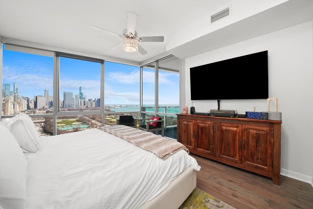 1201 S Prairie Avenue 2403, Chicago, IL 60605