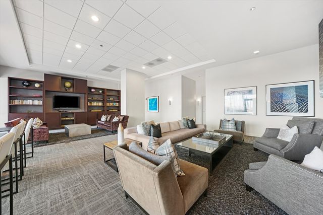 1201 S Prairie Avenue 2403, Chicago, IL 60605