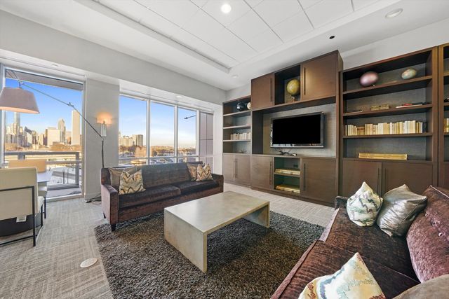 1201 S Prairie Avenue 2403, Chicago, IL 60605