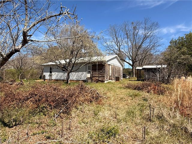 140 Davis Hill Road, West Union, SC 29696