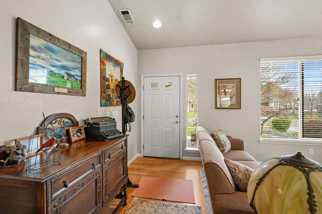 1352 Kyle Street, Medford, OR 97501