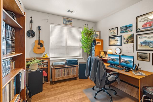 1352 Kyle Street, Medford, OR 97501