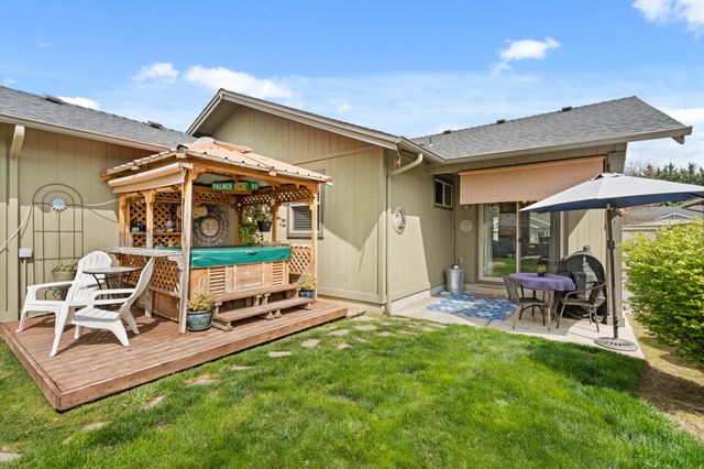 1352 Kyle Street, Medford, OR 97501