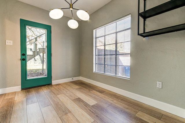 3904 Maplewood Ave A, Austin, TX 78722