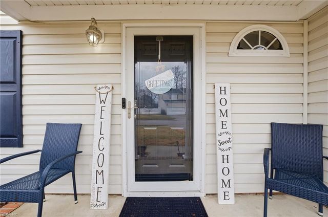 16 Gallaer CT, Hampton, VA 23666