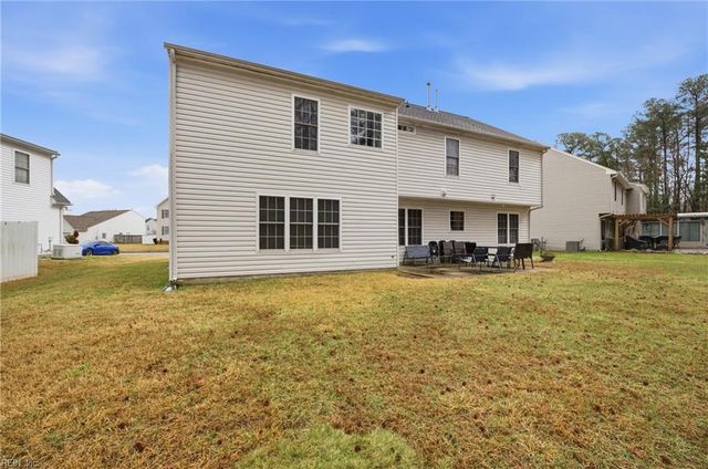 16 Gallaer CT, Hampton, VA 23666