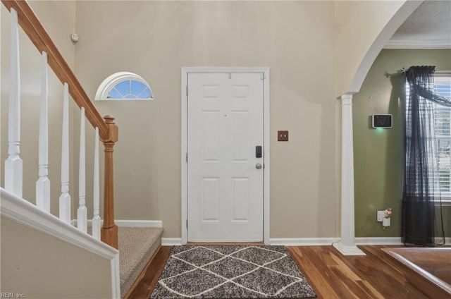 16 Gallaer CT, Hampton, VA 23666