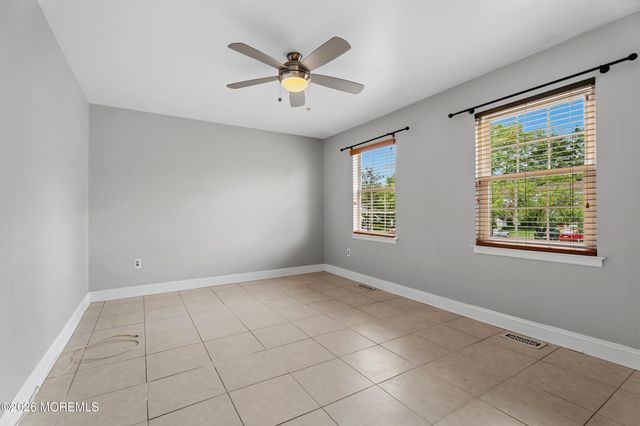 88 Wilshire Court, Old Bridge, NJ 08857