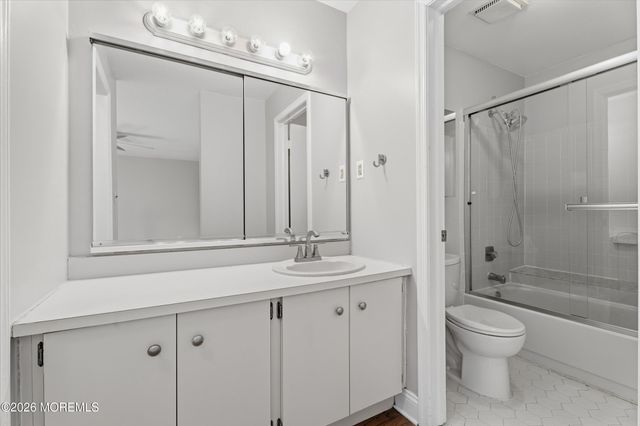 88 Wilshire Court, Old Bridge, NJ 08857