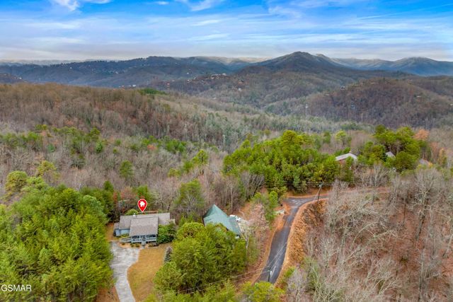 550 Sassafras Trail, Pigeon Forge, TN 37876